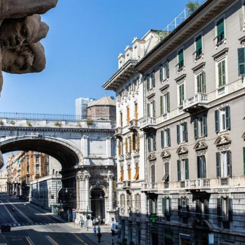 AFFITTACAMERE MONUMENTALE GENOVA SOLUTIONHOTEL.NET 1 .jpg